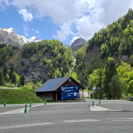 Appartement 4 Pers Avec Vue Panoramique Sur Le Cirque De Gourette * Gourette